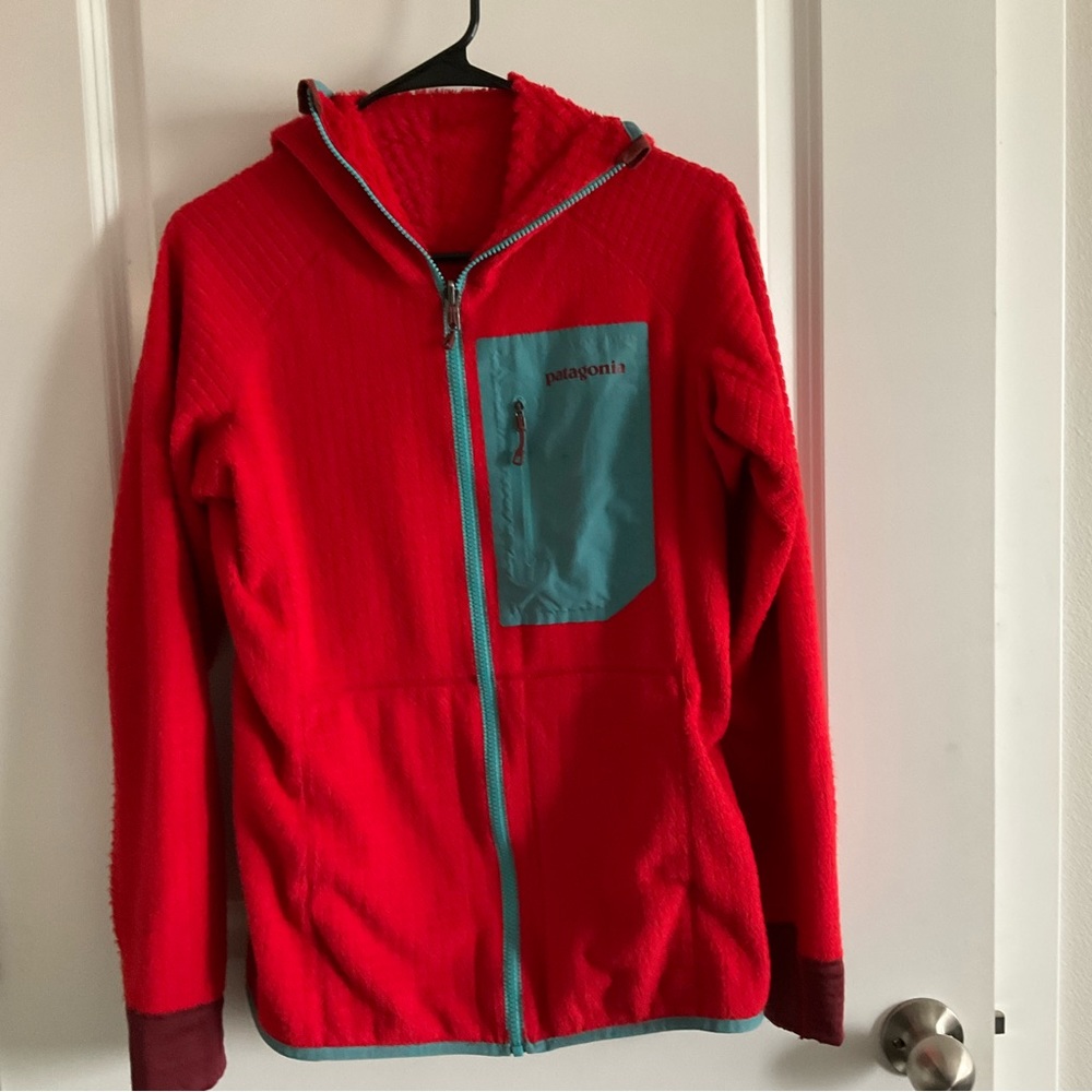 Womens PATAGONIA Reversible R3 Regulator Polartec Hoody Sweater Jacket sz M Red